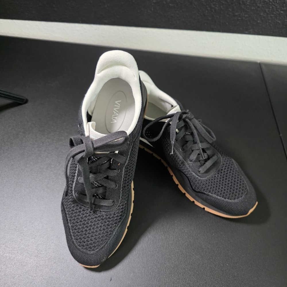 Vivaia Evermore Black White Recycled Knit Lace Up Sneakers Womens Size 42 (10)